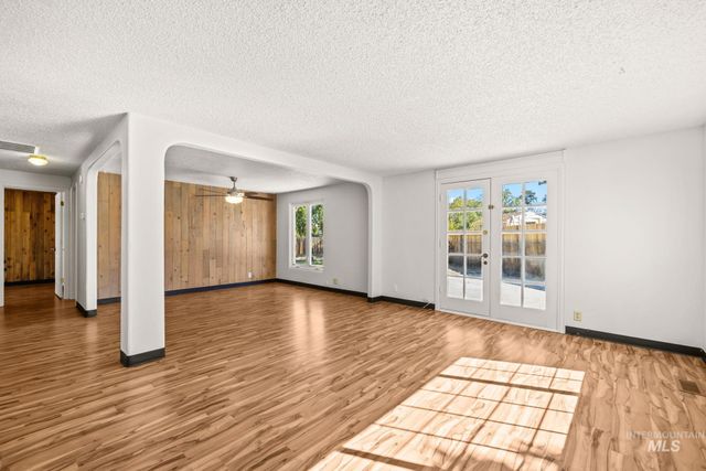 2440 S Virginia, Boise, ID 83705