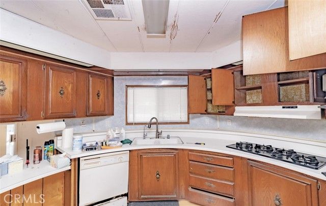 9800 BOLSA Avenue 14, Westminster, CA 92683