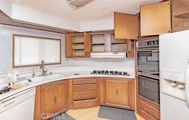 9800 BOLSA Avenue 14, Westminster, CA 92683