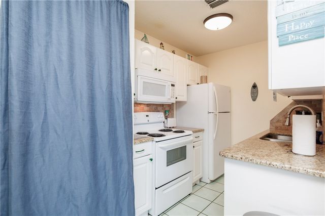 14428 Compass St 208, Corpus Christi, TX 78418