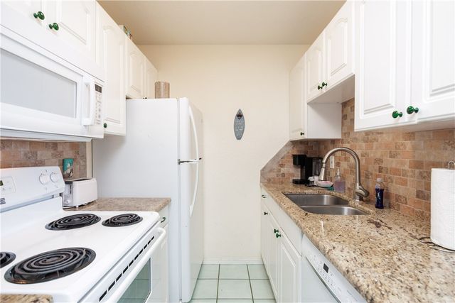 14428 Compass St 208, Corpus Christi, TX 78418