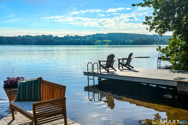 112 West Lake Road 112, Woodbury, CT 06798