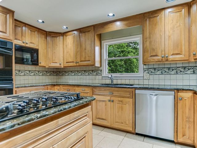 1200 Hi Circle S, Horseshoe Bay, TX 78657