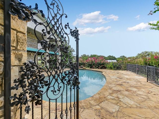 1200 Hi Circle S, Horseshoe Bay, TX 78657