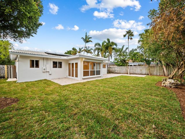 242 Lombardy Avenue, Lauderdale-By-The-Sea, Fort Lauderdale, FL 33308