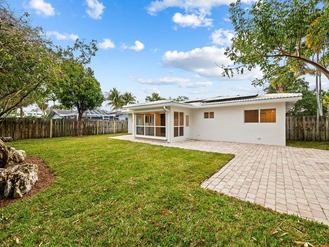 242 Lombardy Avenue, Lauderdale-By-The-Sea, Fort Lauderdale, FL 33308
