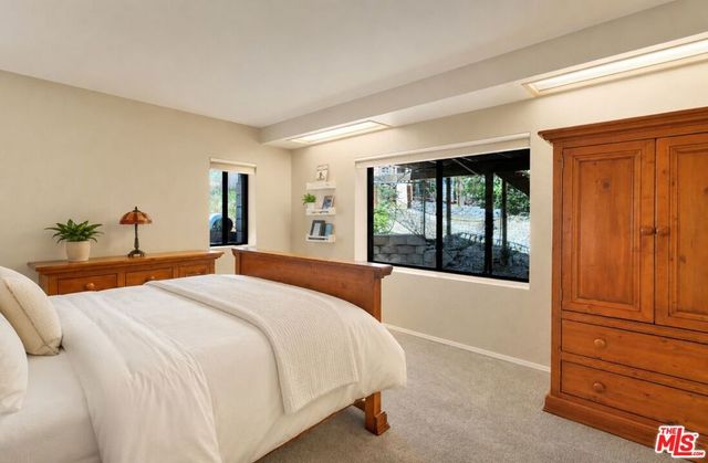 490 Lark Road, Wrightwood, CA 92397