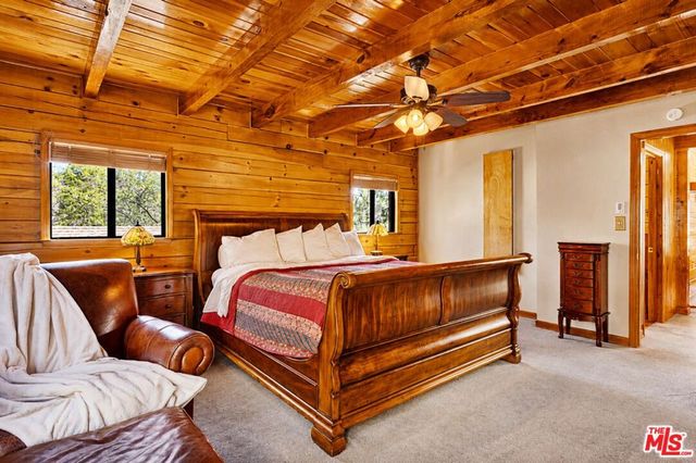 490 Lark Road, Wrightwood, CA 92397