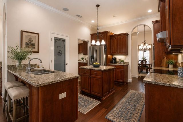 905 SQUARE LAKE DRIVE, Bartow, FL 33830