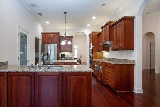 905 SQUARE LAKE DRIVE, Bartow, FL 33830
