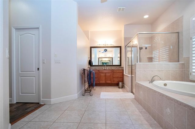 905 SQUARE LAKE DRIVE, Bartow, FL 33830