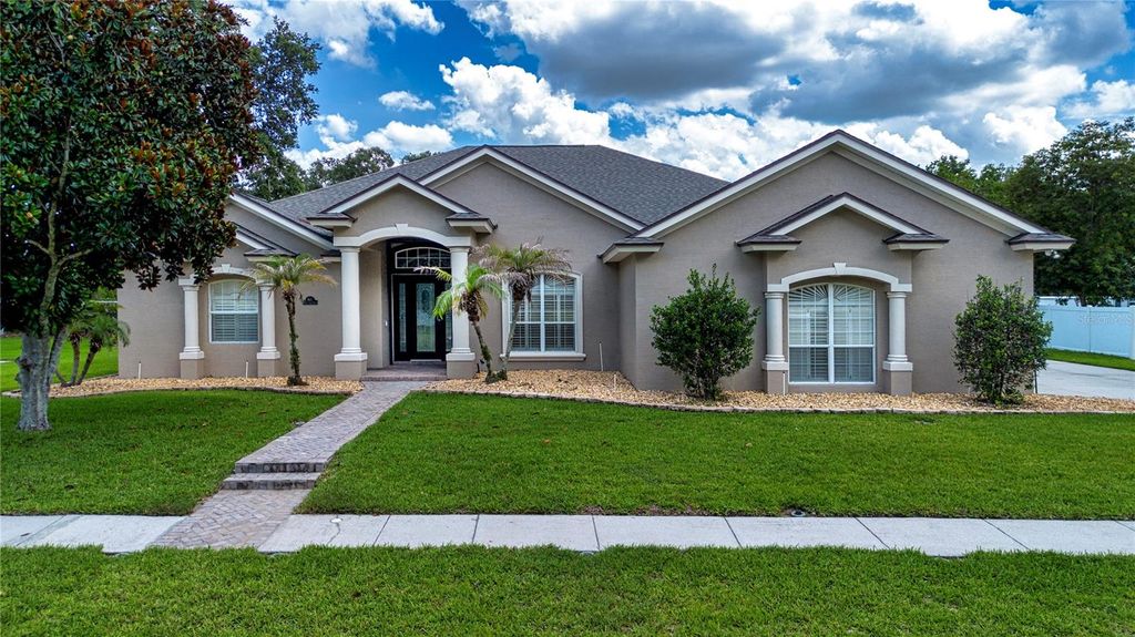 905 SQUARE LAKE DRIVE, Bartow, FL 33830