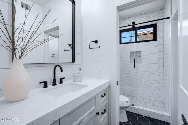 8953 E CAPTAIN DREYFUS Avenue, Scottsdale, AZ 85260