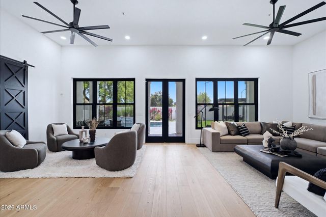 8953 E CAPTAIN DREYFUS Avenue, Scottsdale, AZ 85260