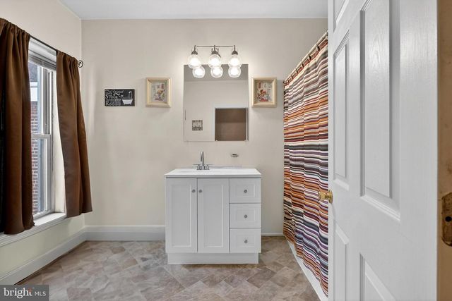 1313 N WALNUT ST, Wilmington, DE 19801