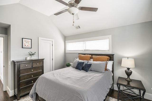 5925 Robertson Ave, Nashville, TN 37209
