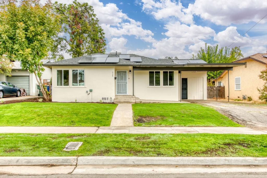 928 W Lansing Way, Fresno, CA 93705