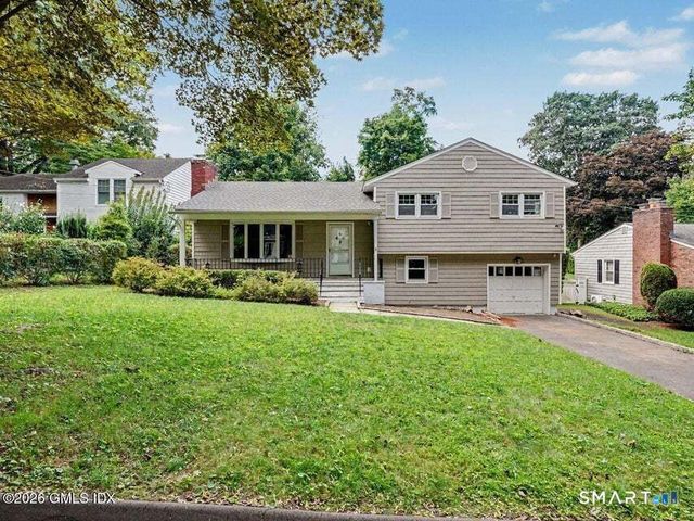 5 Raphael Place, Greenwich, CT 06878