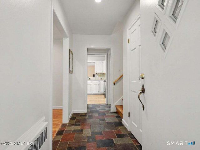 5 Raphael Place, Greenwich, CT 06878