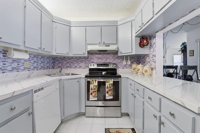 1102 Green Pine Boulevard A1, West Palm Beach, FL 33409