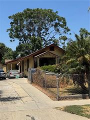 811 East 113th Street, Los Angeles, CA 90059
