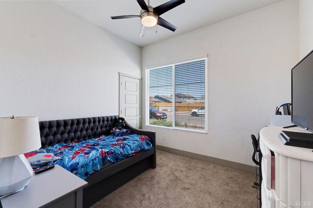 2006 N Sherman Street, Hanford, CA 93230