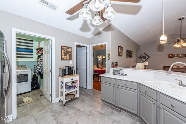 1725 River Mist Lane, Sevierville, TN 37876