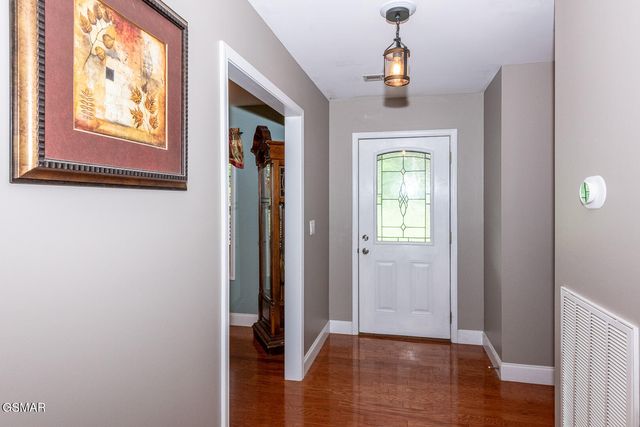 1725 River Mist Lane, Sevierville, TN 37876