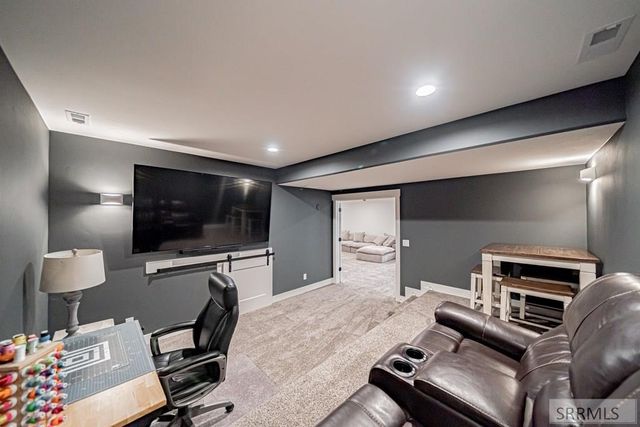 6330 E Middle Fork Road, Idaho Falls, ID 83406