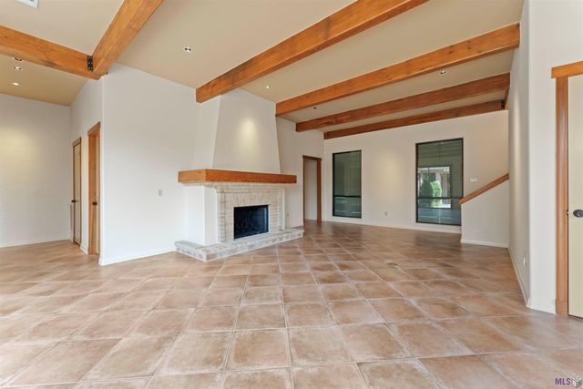 67 Jamestowne Ct, Baton Rouge, LA 70809