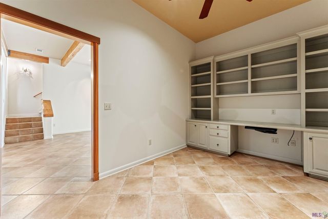 67 Jamestowne Ct, Baton Rouge, LA 70809