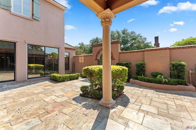 67 Jamestowne Ct, Baton Rouge, LA 70809