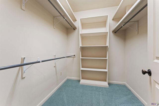 67 Jamestowne Ct, Baton Rouge, LA 70809