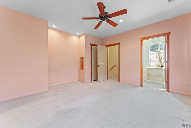 67 Jamestowne Ct, Baton Rouge, LA 70809