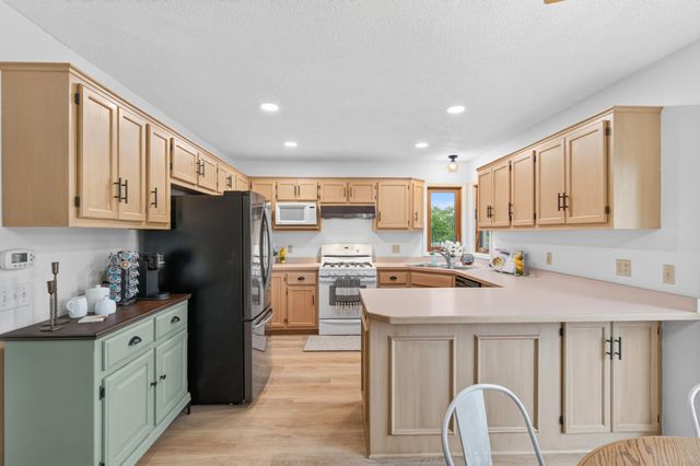 18853 English Avenue, Farmington, MN 55024
