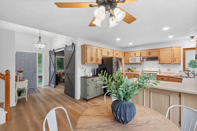 18853 English Avenue, Farmington, MN 55024