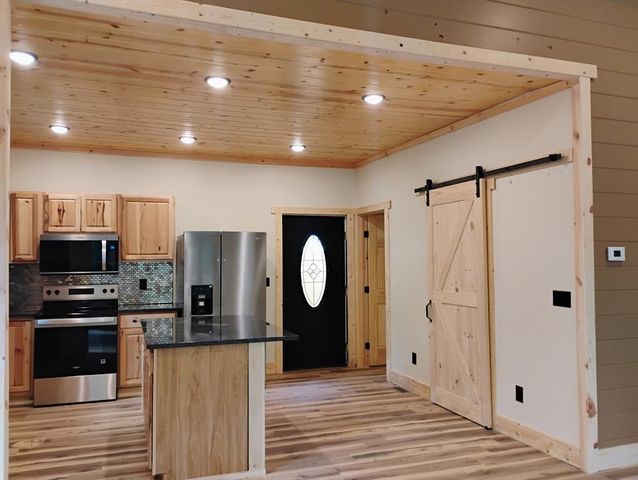 400 Molly Circle, Ellijay, GA 30540