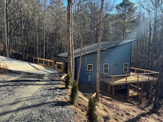 400 Molly Circle, Ellijay, GA 30540