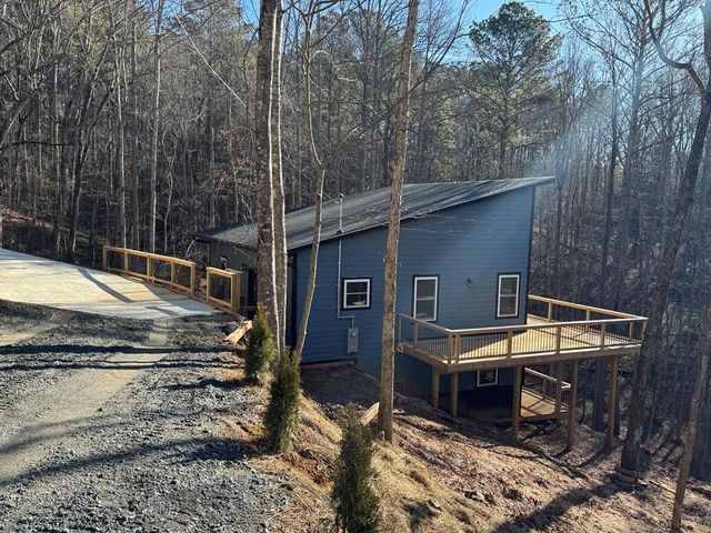 400 Molly Circle, Ellijay, GA 30540