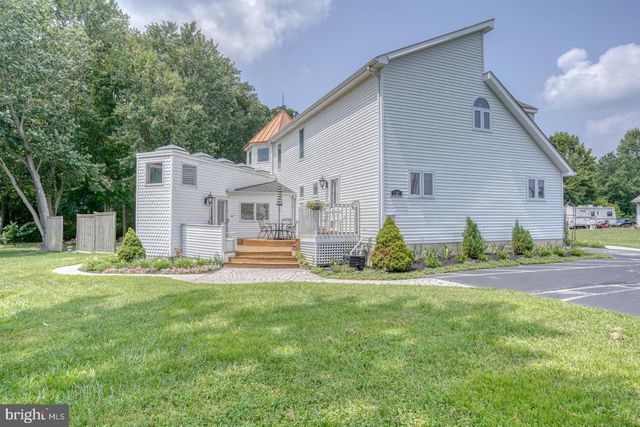 1326 FORREST AVE, Dover, DE 19904