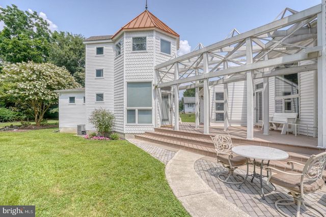 1326 FORREST AVE, Dover, DE 19904