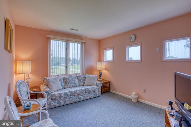 1326 FORREST AVE, Dover, DE 19904