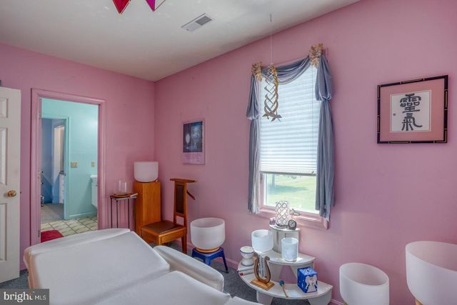 1326 FORREST AVE, Dover, DE 19904