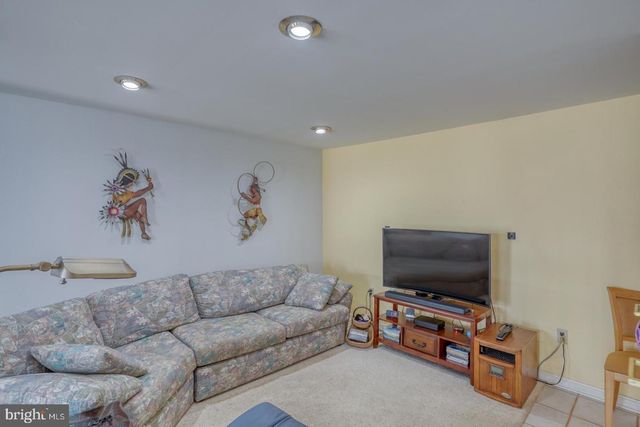 1326 FORREST AVE, Dover, DE 19904