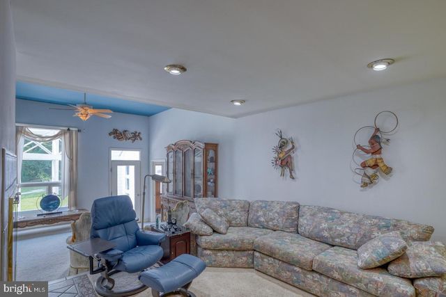 1326 FORREST AVE, Dover, DE 19904