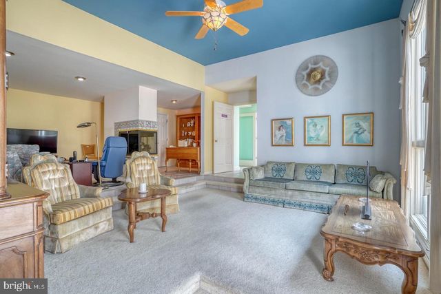 1326 FORREST AVE, Dover, DE 19904