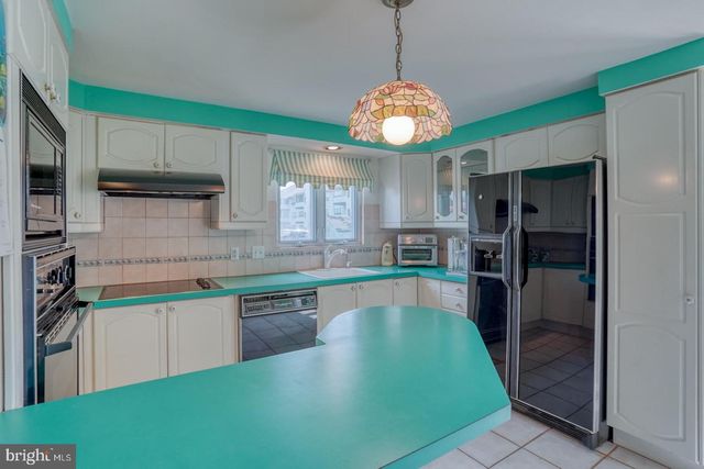 1326 FORREST AVE, Dover, DE 19904