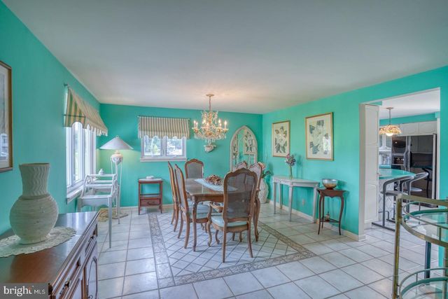 1326 FORREST AVE, Dover, DE 19904