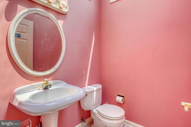 1326 FORREST AVE, Dover, DE 19904