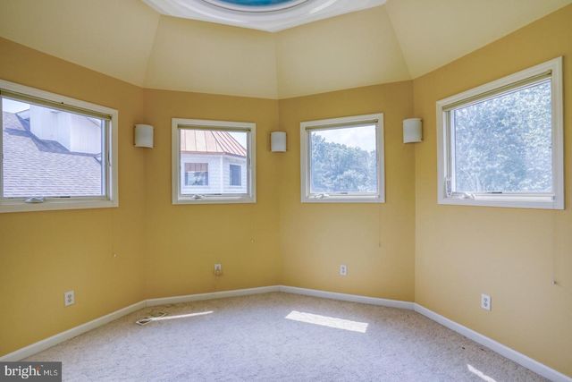 1326 FORREST AVE, Dover, DE 19904